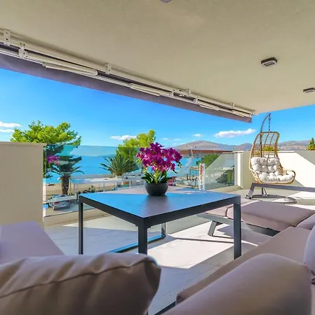 Crystal Luxury Lejlighed *