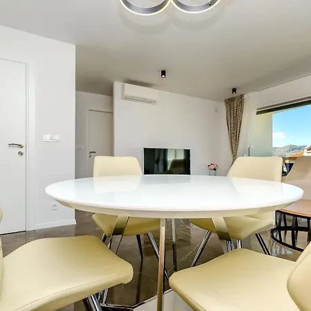 Crystal Luxury Apartmán