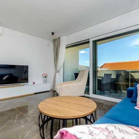Apartment Crystal Luxury